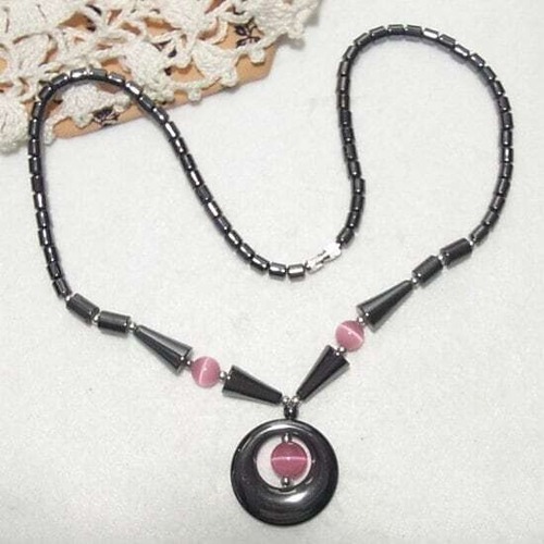 ヘマタイトのビーズ製ネックレス　アクセサリー卸値以下でセール　K1565N