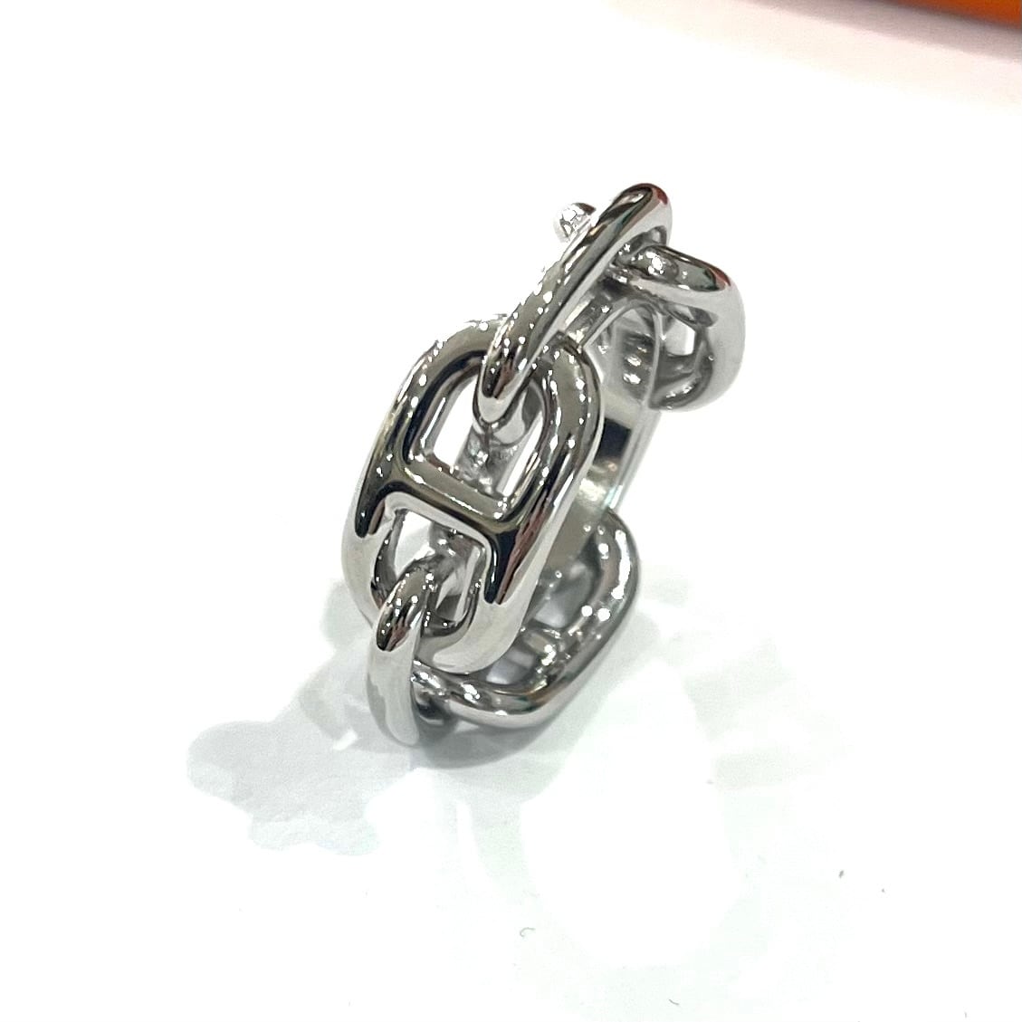 店内にて再入荷中！1887再入荷【HERMES 】HERMES スカーフリング