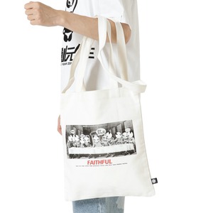 【HIPANDA ハイパンダ】男女兼用 アートパロディシリーズ【最後の晩餐】 2WAY キャンバス バッグ B4サイズ / UNISEX ART PARODY COLLECTION LAST SUPPER CANVAS BAG / WHITE・BLACK