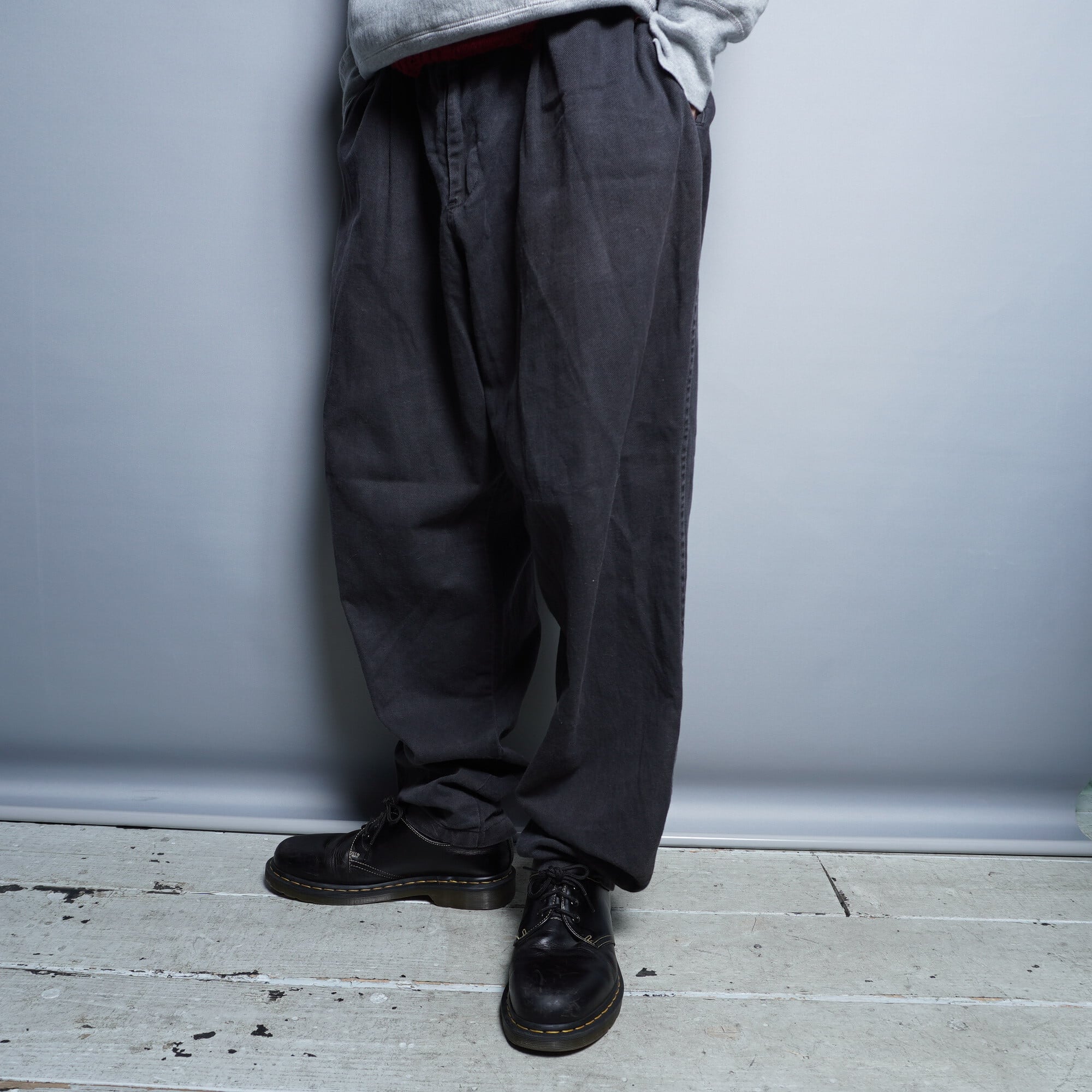 Yohji Yamamoto POUR HOMME】コットンヘンプ ワイドデニムパンツ Yohji Yamamoto POUR HOMME】コットンヘンプ ワイドデニムパンツ