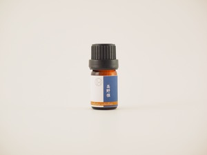 精油　コウヤマキ5ml