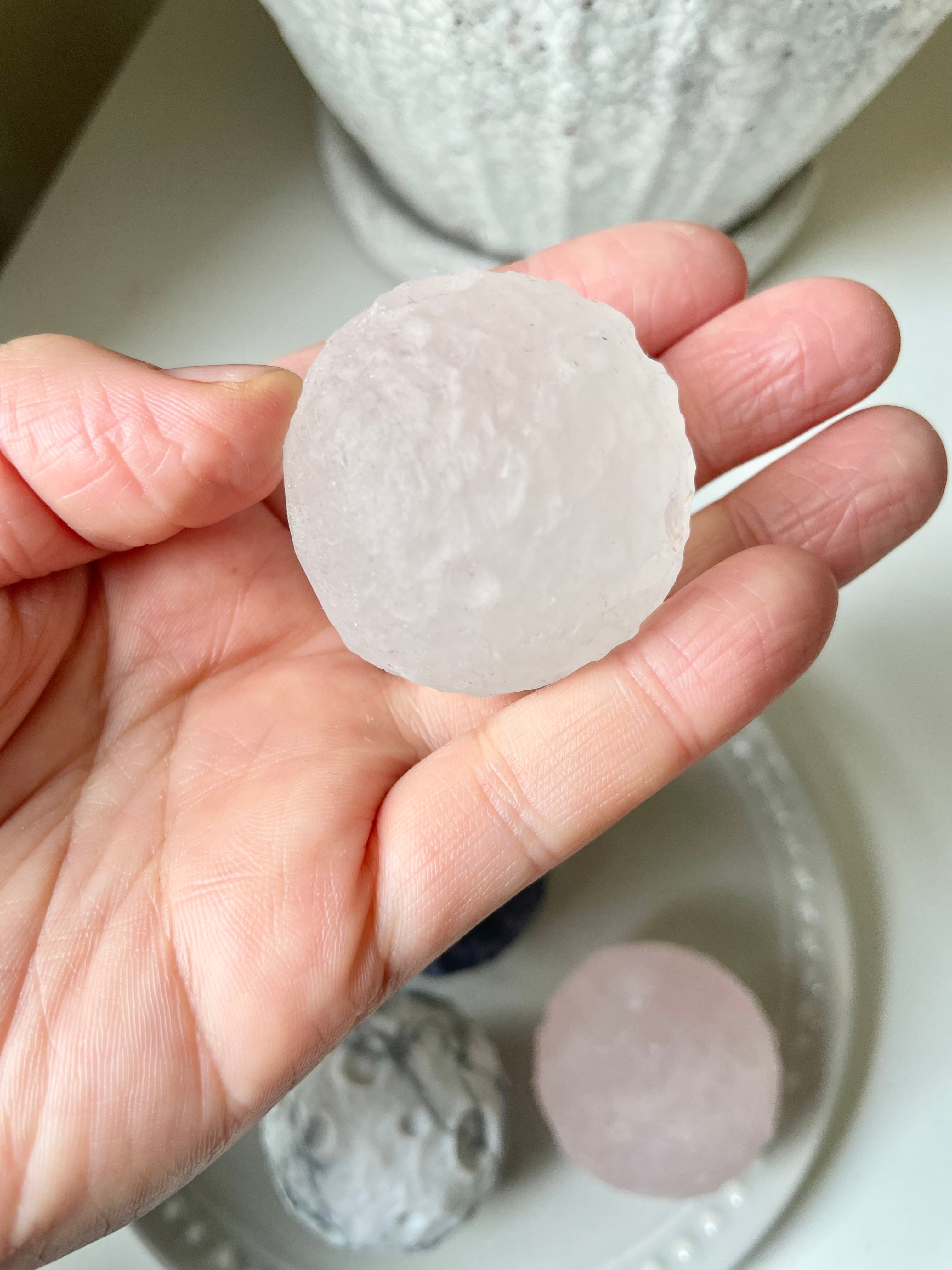 Moon Sphere / 月型スフィア | AINA MINERALS