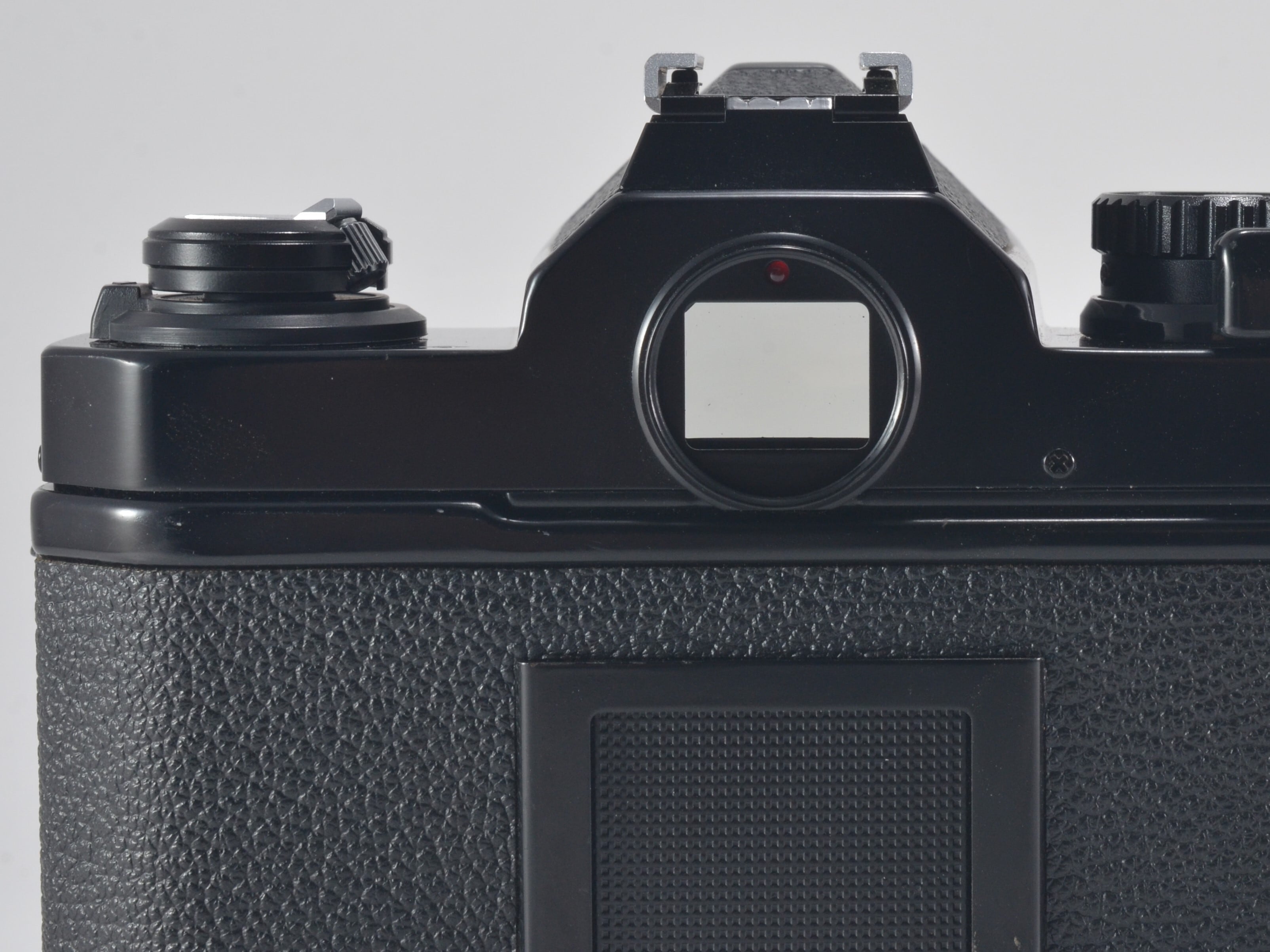 作例あり☆三拍子が揃った名機】Nikon NEW FM2 ブラックボディ 作例あり☆三拍子が揃った名機】Nikon NEW FM2 ブラックボディ