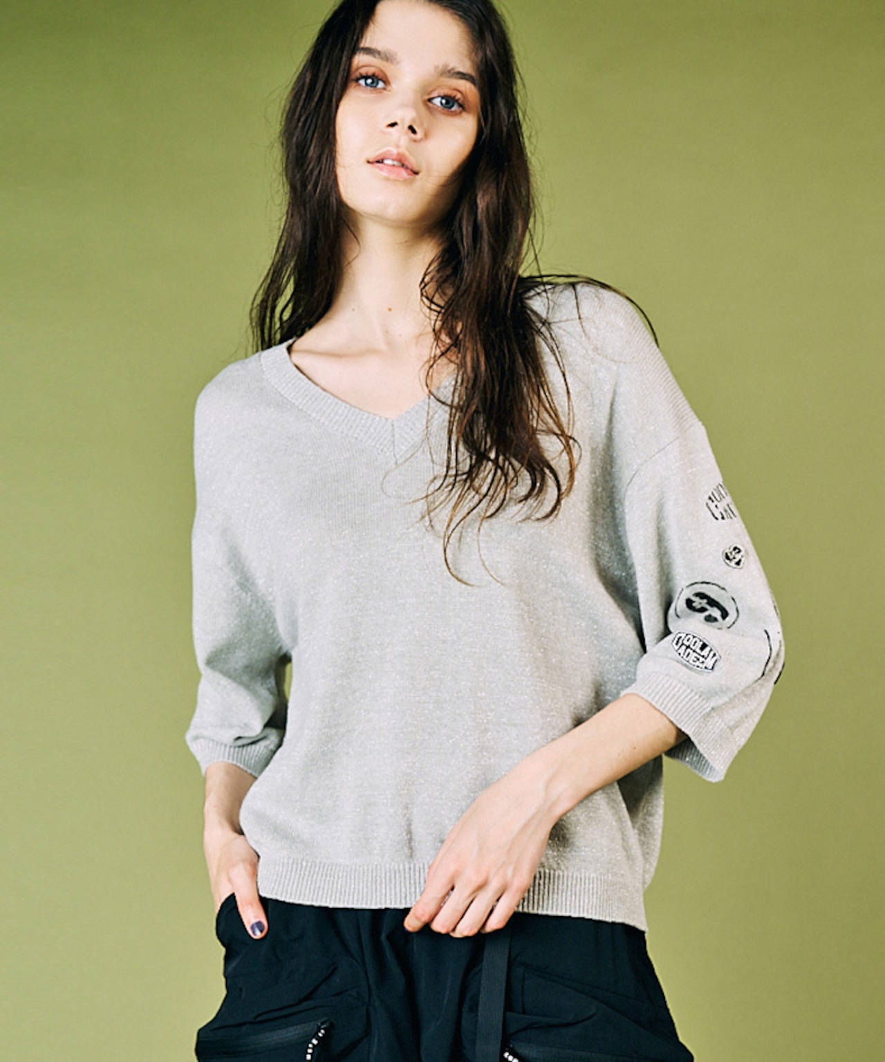 VネックグリッターTOPS (GRAY) CQ-49025