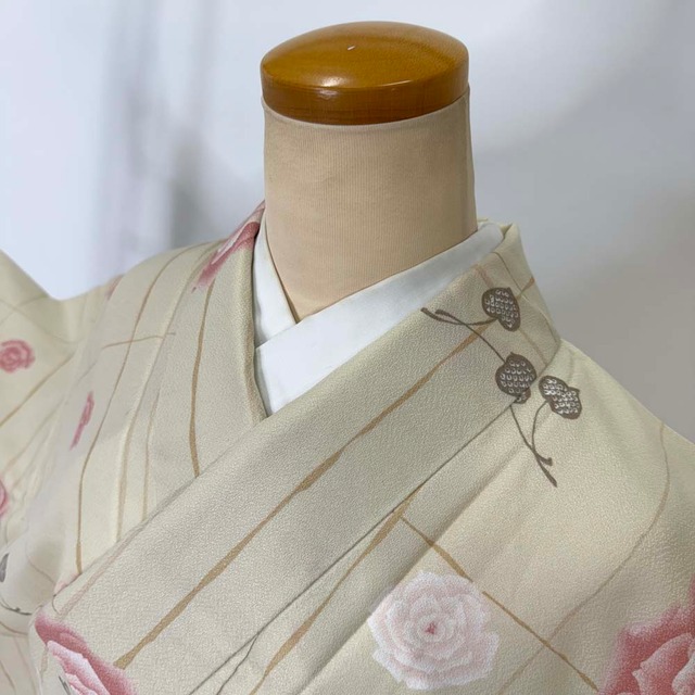 小紋 単衣 洗える着物 裄66.1cm 身丈161cm 花柄 お洒落着 普段着 ポリエステル クリーム 美品 M サイズ 4382