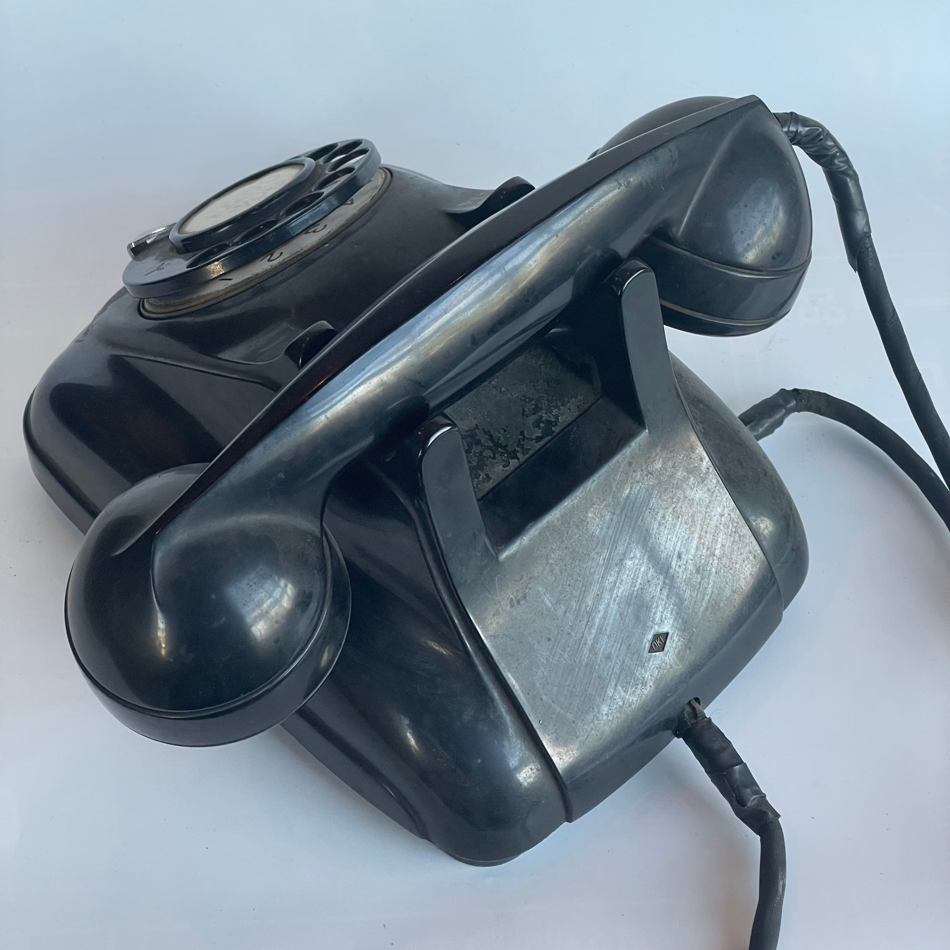 昭和 電話 黒電話 4号 レトロ 電電公社 ビンテージ 古道具 アンティーク Japan Vintage 昭和 電話 黒電話 4号 レトロ 電電公社 ヴィンテージ