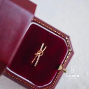 エレガントクロスノットリング