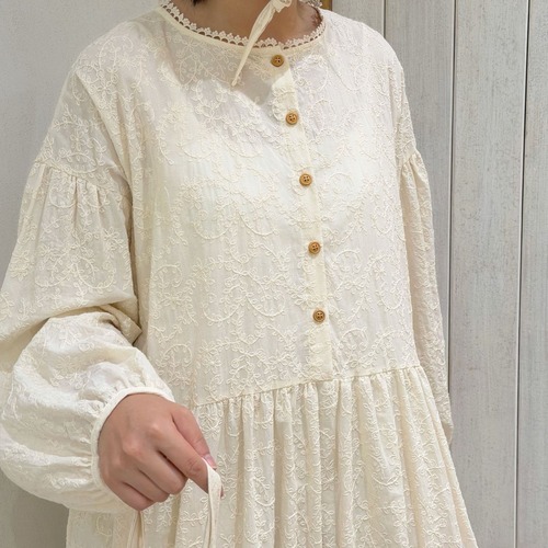 2色/総レース刺繍コットンワンピ ・12639