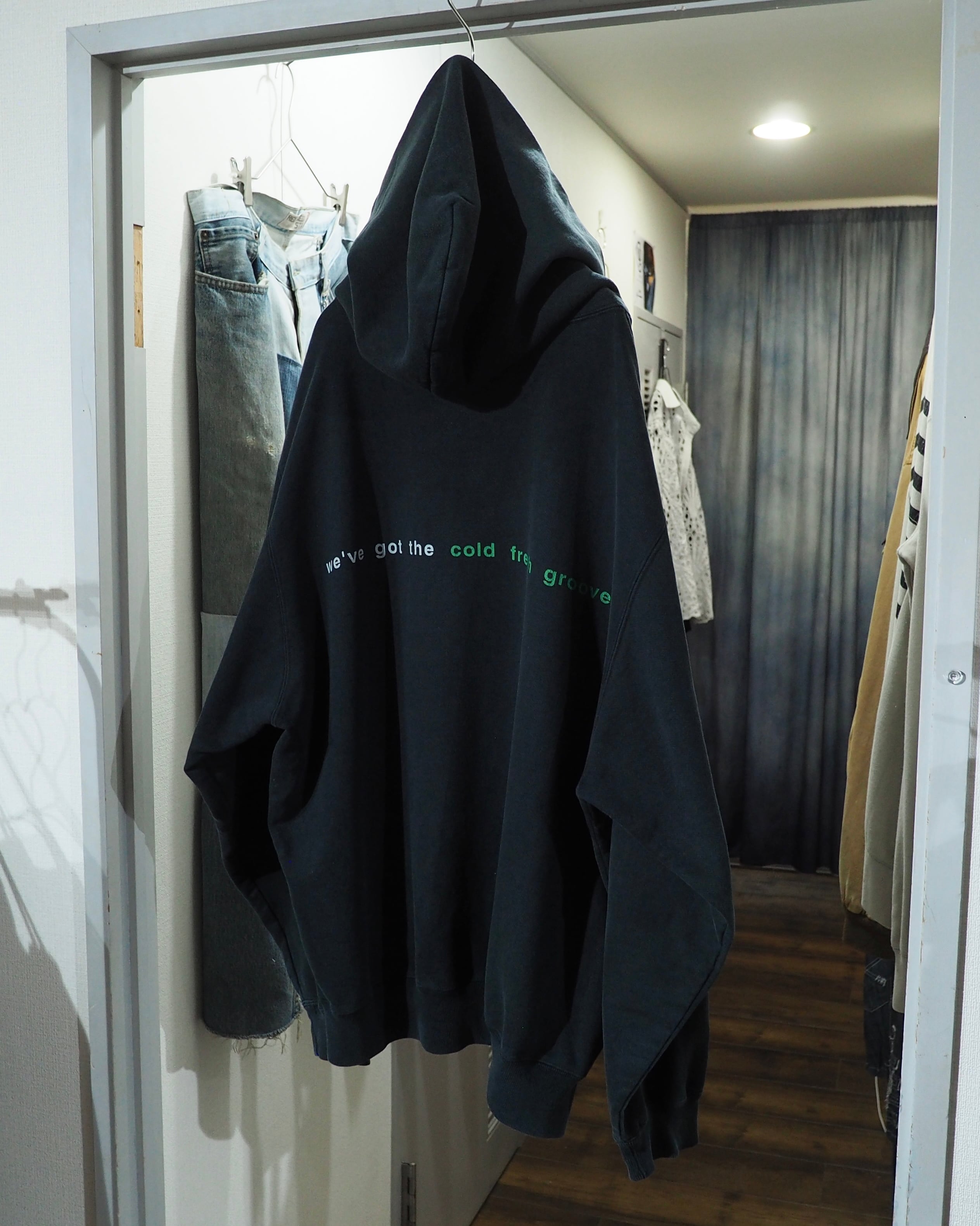 1990s " Good Groove " Beautiful Fade × Graphic Printed Vintage Loose Pullover Hoodie