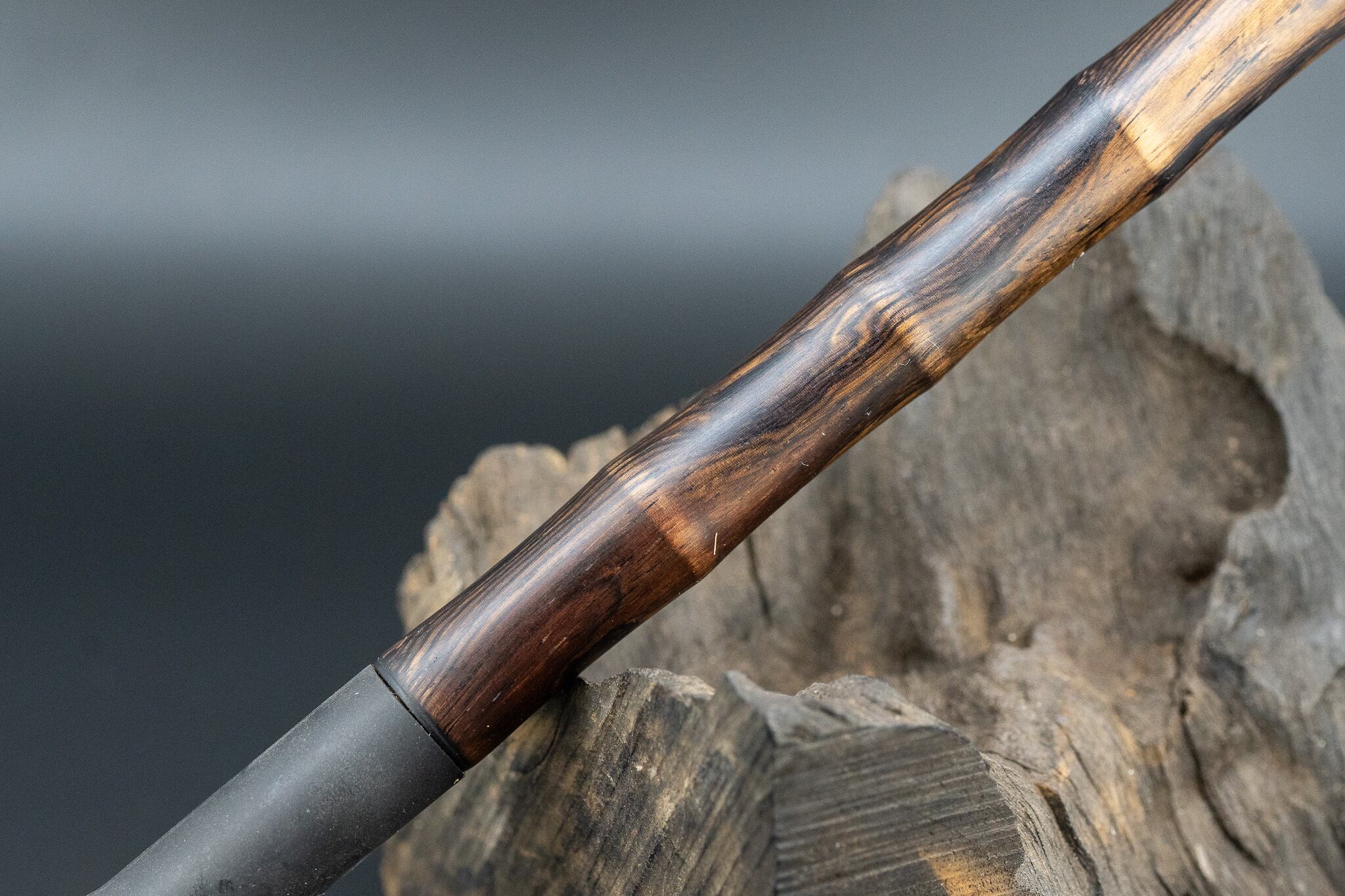 ※【 熱帯の黒き宝 】 ラオスブラック アートナイフ カスタム用 木軸