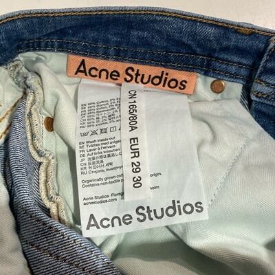 高品質爆買い ACNE - ACNE STUDIOS デニムパンツ 29/アクネ