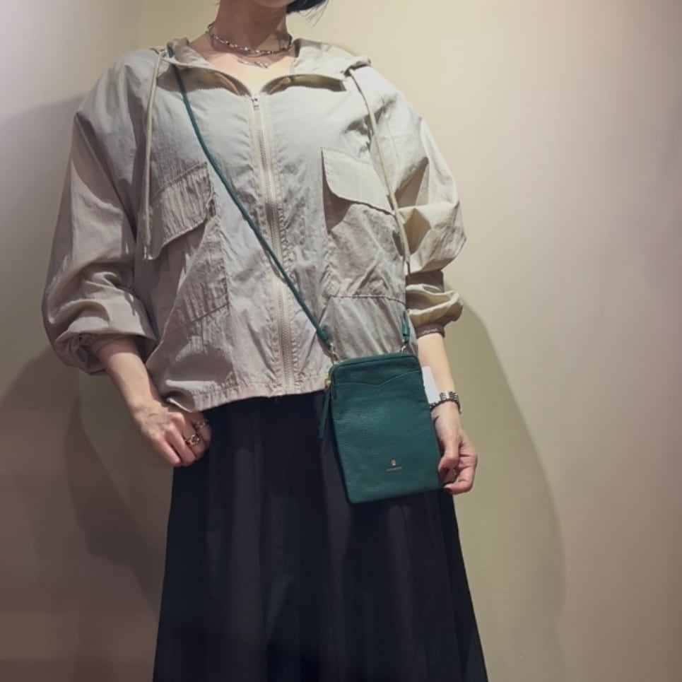 1813 【NINA RICCI 】VINTAGE ニナリッチ ヴィンテージ スマホ
