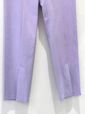 フロントスリットパンツ