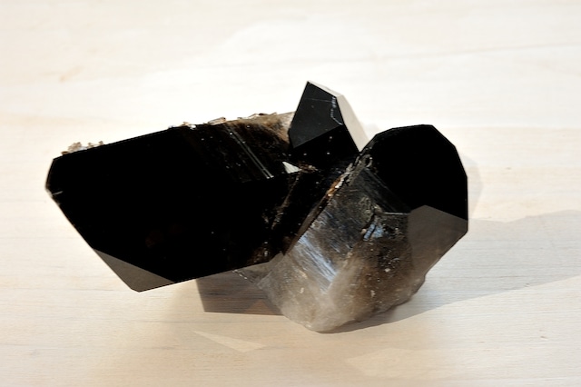 アーカンソー産 黒水晶クラスター 224g