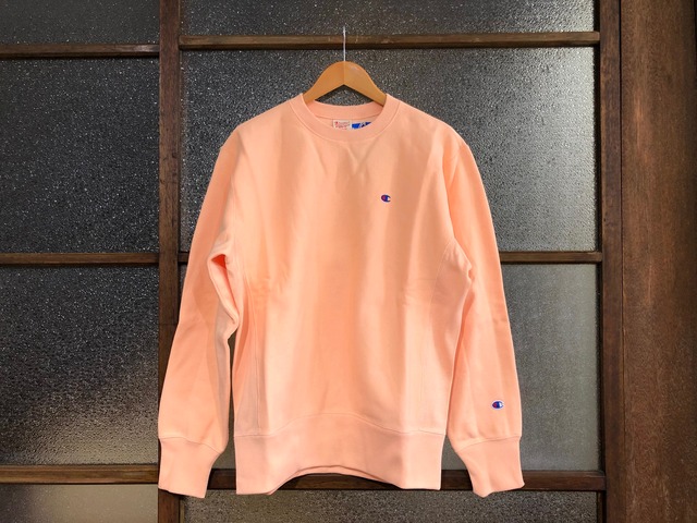 CHAMPION REVERSE WEAVE CLASSIC CREW SWEAT (PEACH)