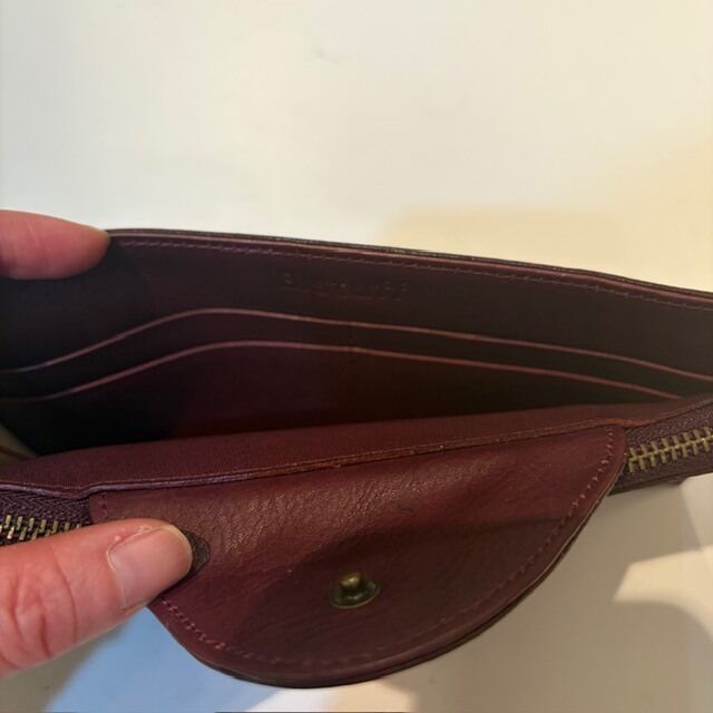 B.stuff　新色入荷！薄手の長財布(ガメイ)