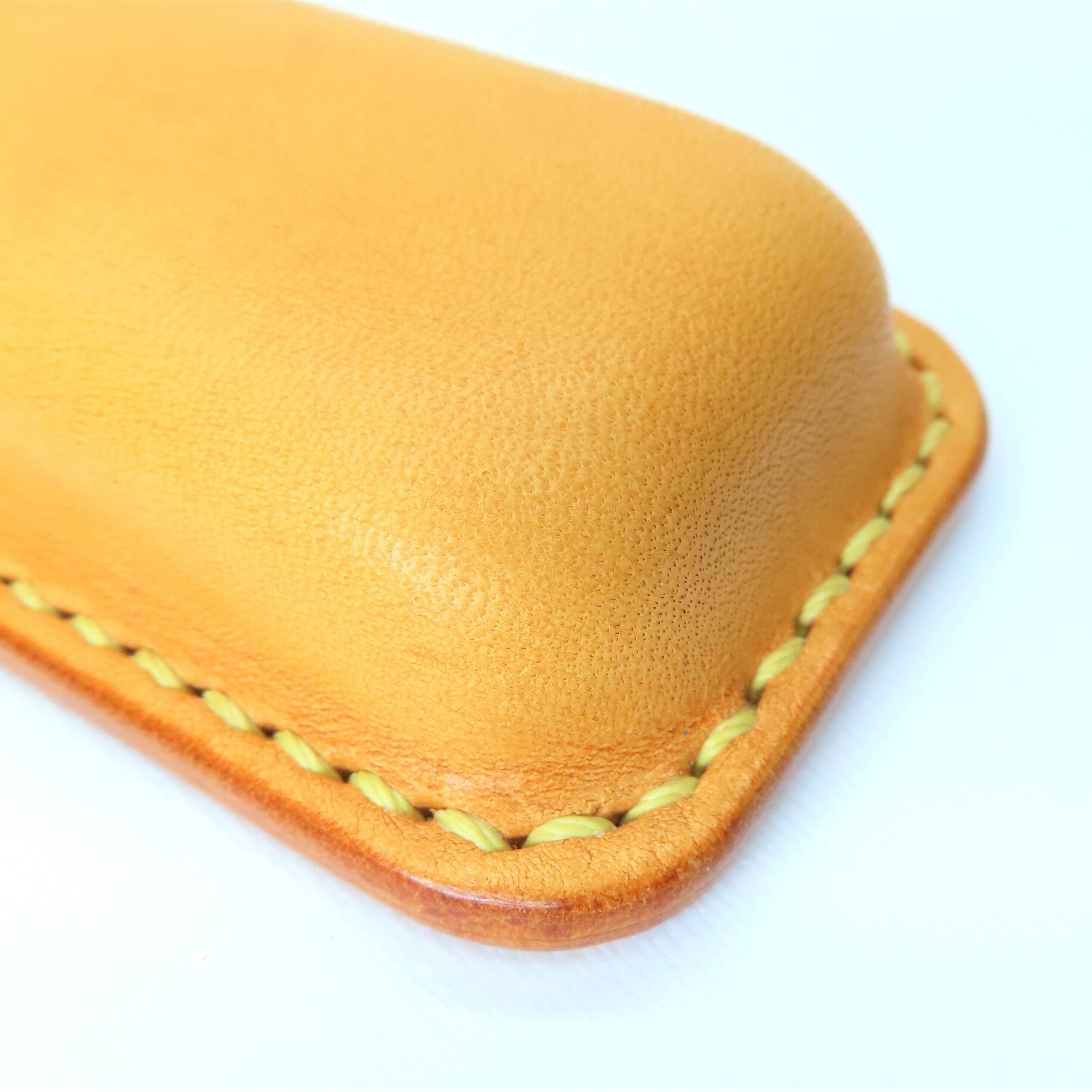 牛ヌメ革手染め、ペンケース、ペンポーチ、ポーチ、マルチ