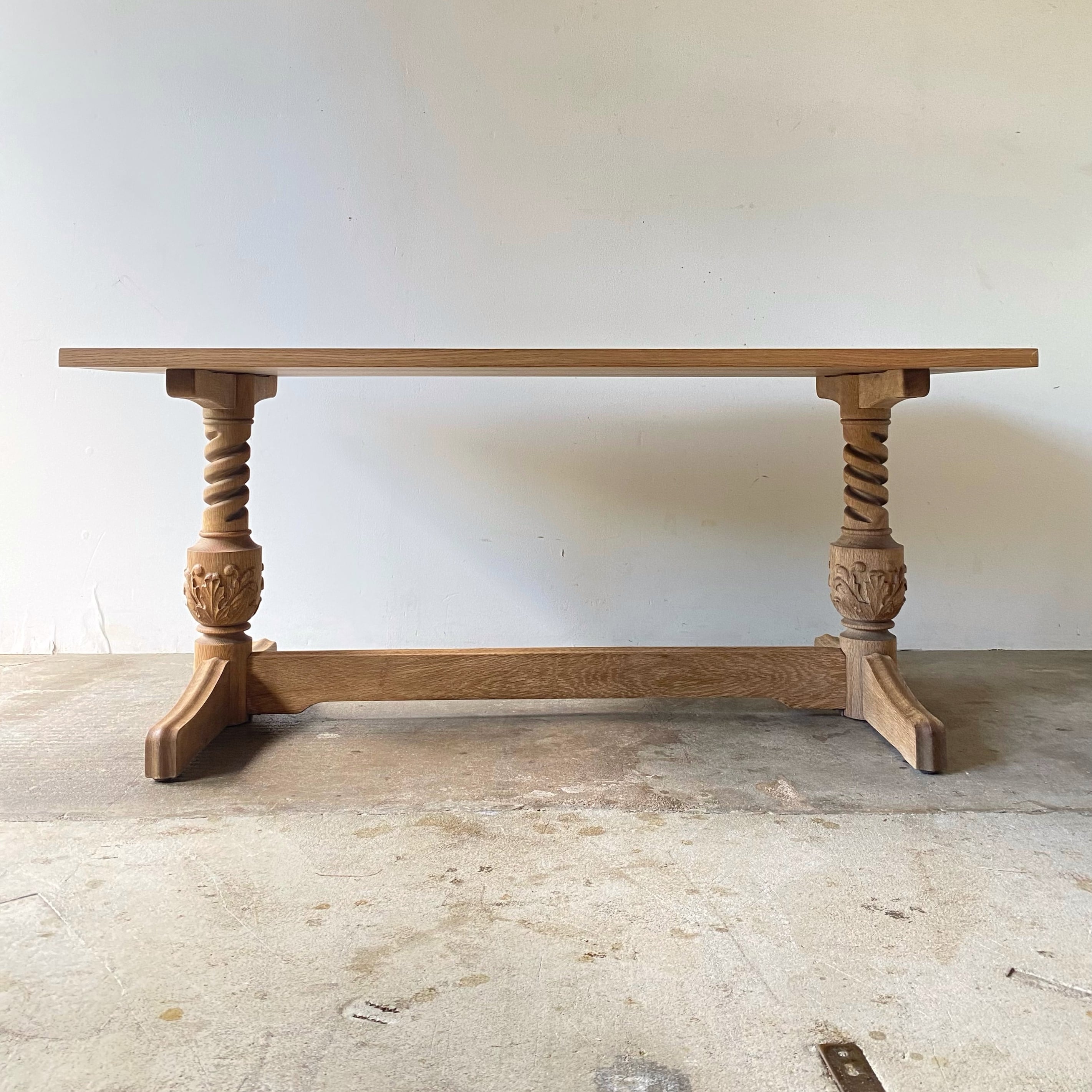 アンティークのローテーブル　0950