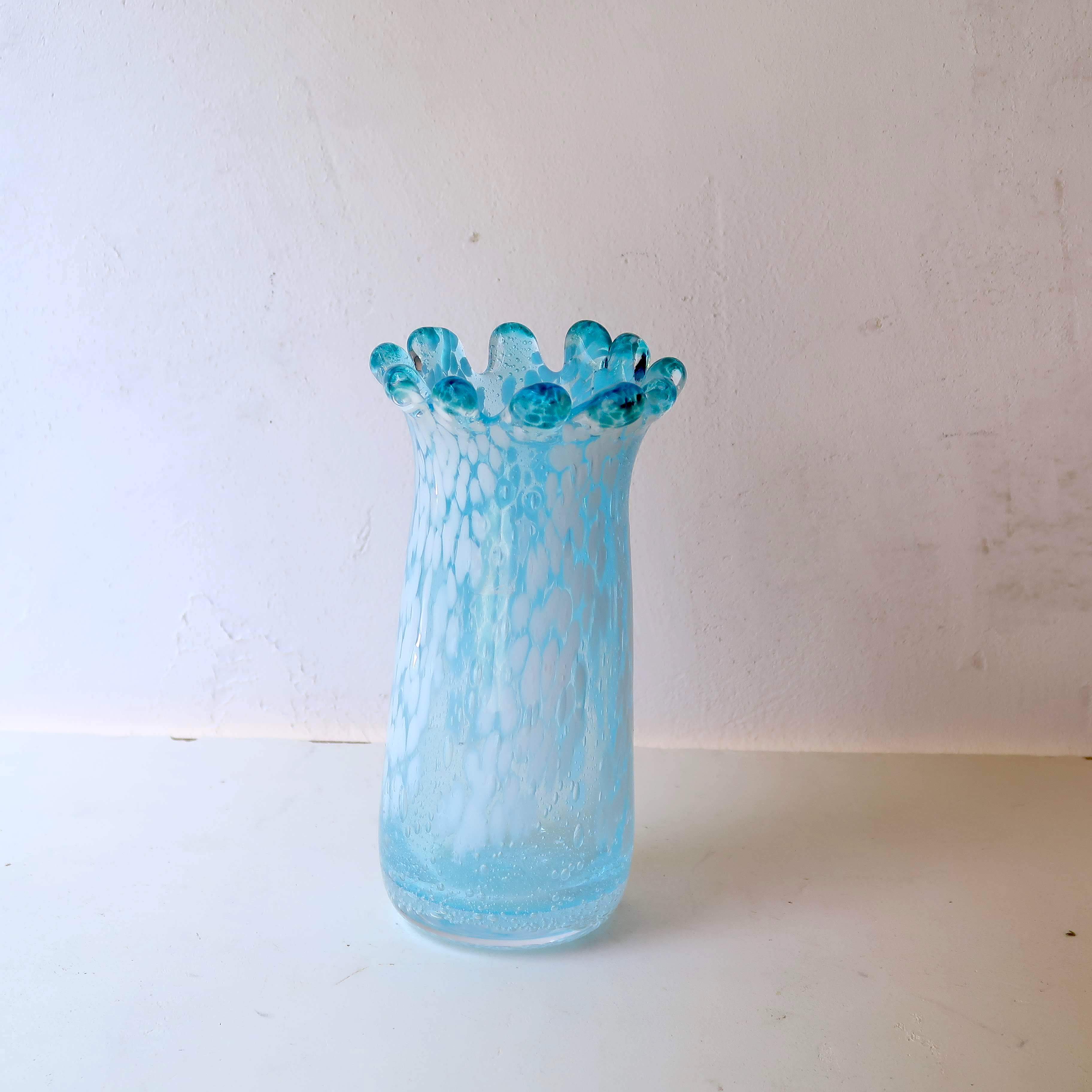ミルククラウンのような水色花瓶 | SUISUI