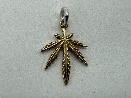 極美品　全金グラス小　1.54g