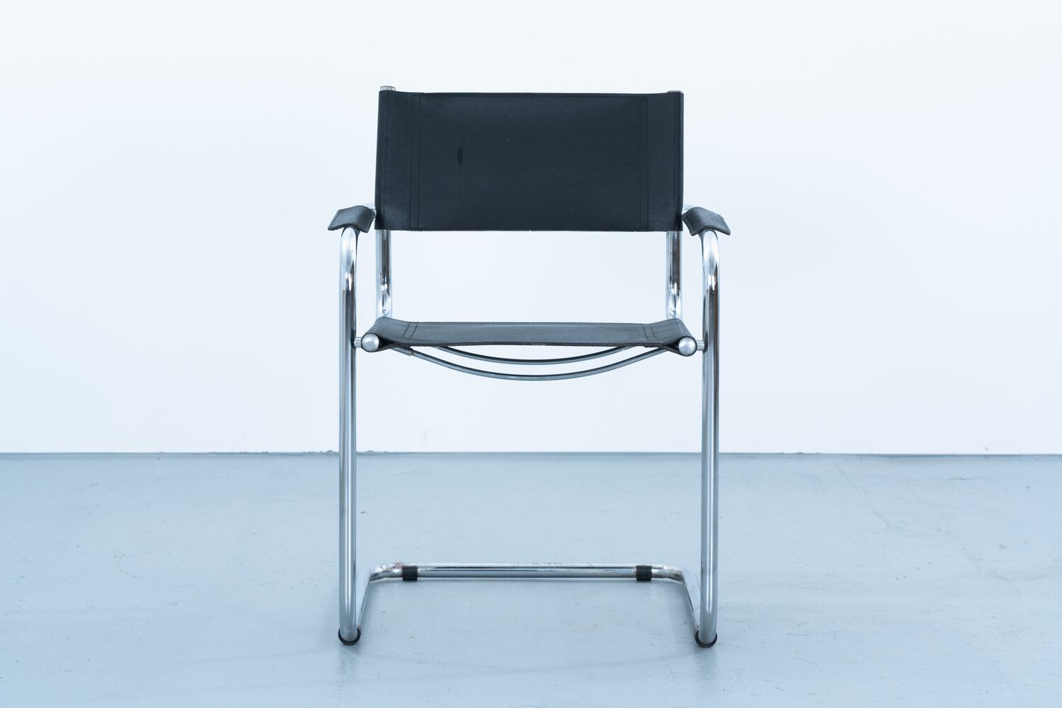 Mart Stam | S34 Cantilever Arm Chair | kaikki gallery | 北欧