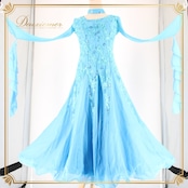 社交ダンス 衣装 スタンダード ドレス ワンピース パーティドレス ICHIOKU イチオク ブルー系 水色 レース チョーカー 長袖 花柄 準正装 フォーマルドレス スカート 薄手 柔らかい 動きやすい 軽やか 色鮮やか 二重 フロート セットアップ ステージ衣装 レディース かわいい おしゃれ デザイン 高クオリティ 上品