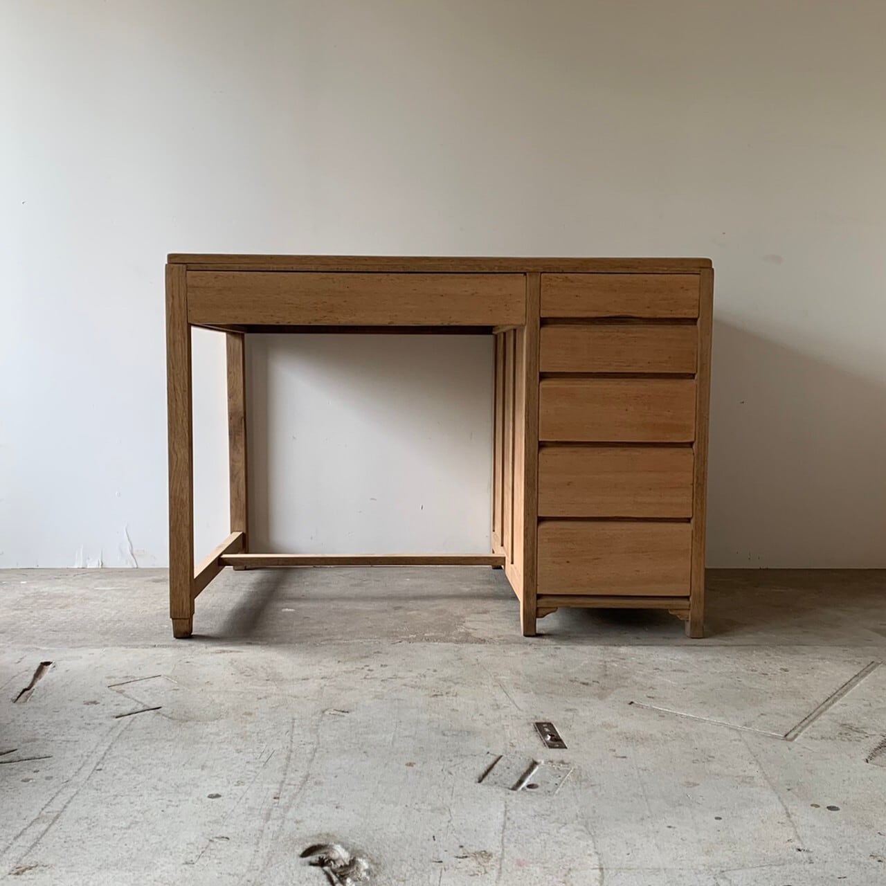 木製デスク　テーブル　袖机　古家具　0470