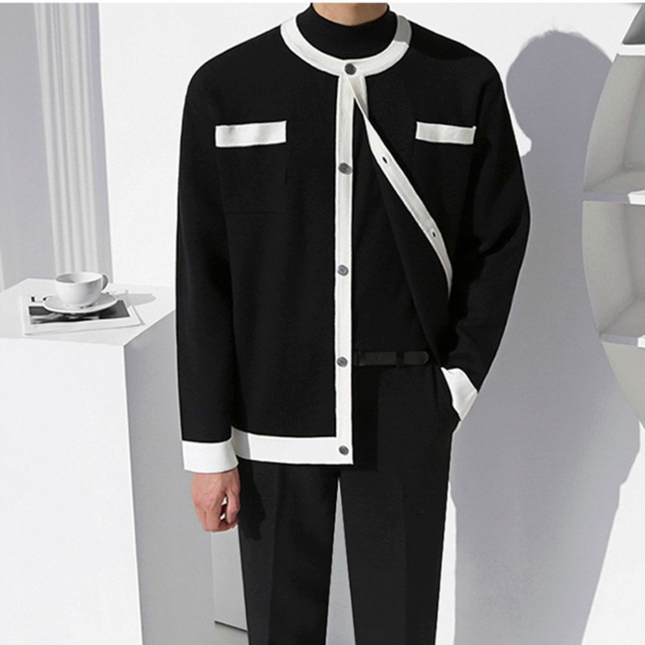 ノーカラーパイピングスウェット　MT0080402