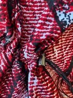 2WAYドロストスカート レッド・ブラック （ガーナ産上質ファブリック・日本縫製）｜ アフリカンファブリック アフリカンプリント アフリカンバティック  アフリカ布 パーニュ キテンゲ