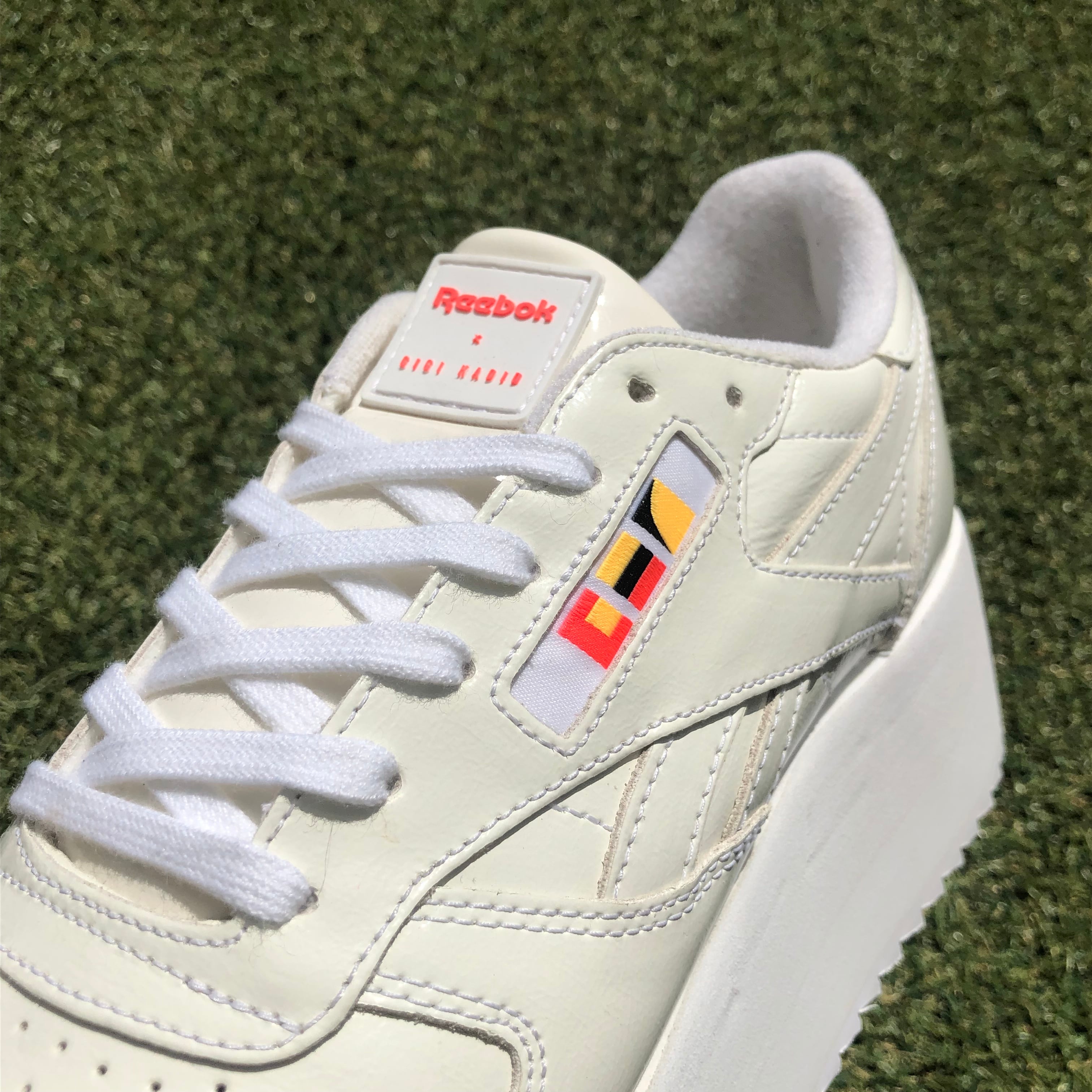 Reebok×GIGI HADID CLASSIC LEATHER TRIPLE PLATFORMリーボック×ジジ