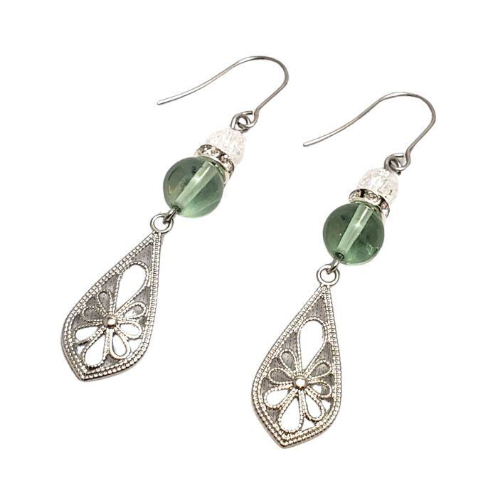 幸運を引き寄せる グリーンフローライト パワーストーン ピアス 天然石 レインボークォーツ スピリチュアル かわいい おしゃれ ギフト 開運 金属アレルギー 対応 チタン イヤリング 変更可 メール便 送料無料 アクセサリー