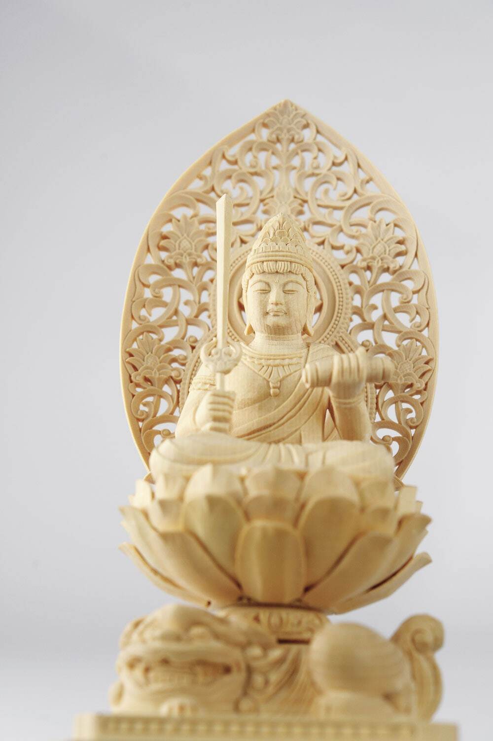 文殊菩薩 卯年の守護本尊 身丈2寸 | 箱根倶楽部 ｜ 癒しの猫仏や安らぎ