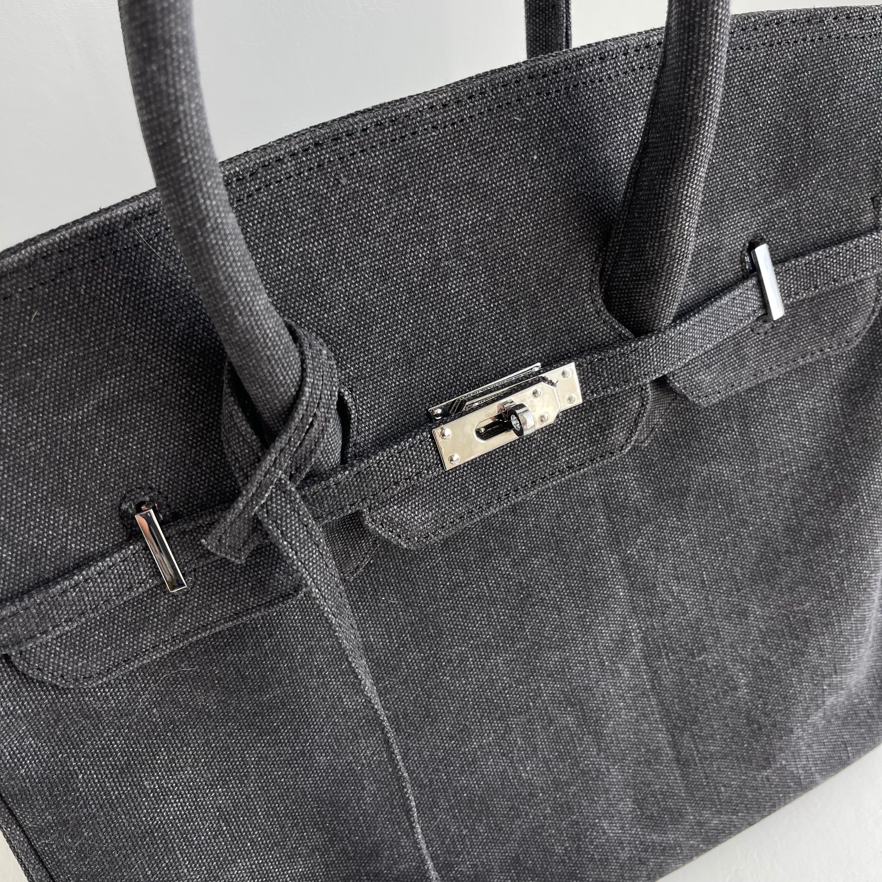 KANAGU Army BAG / Vintage Black / Fitness & logo charm | meong blue