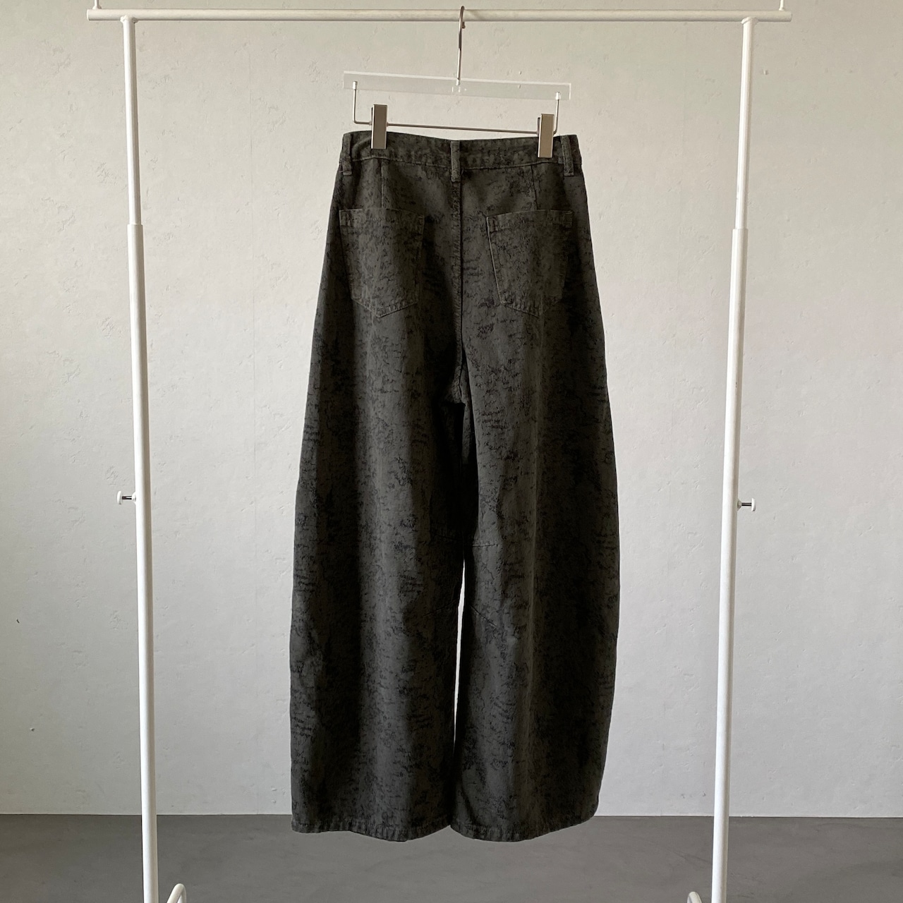 【受注予約:10月上旬入荷予定】クラッシュ加工カツラギワイドPT/グレー