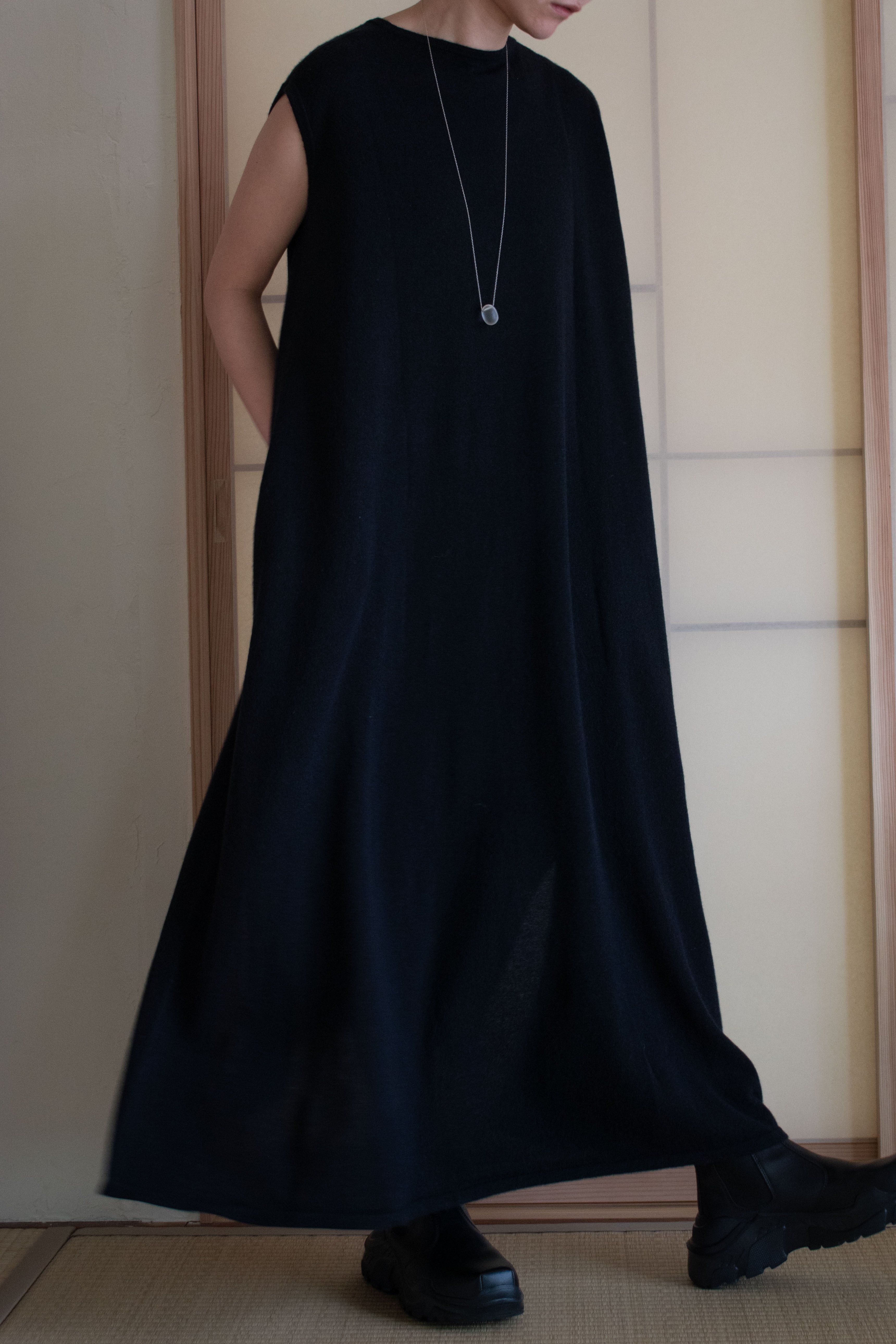 美品！FREEMAN--B カシミヤワンピース 黒カシミヤ100% フリーマン FREEMAN--B フレアーワンピース 3色 | physis (ピュシス)