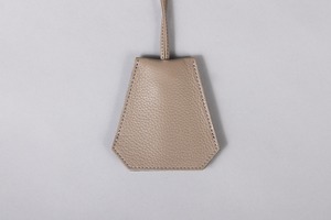 enricheveryday Everyday Clochette necklace／GREIGE （クロシェット ネックレス／グレージュ）