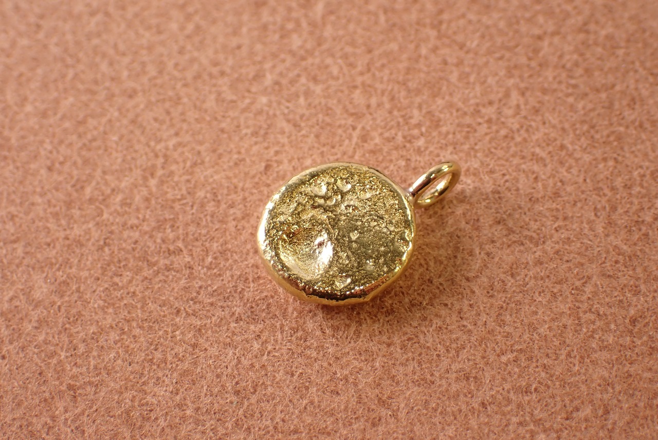 ロンドンブルートパーズペンダントトップ ブラス(真鍮) [D11‐86]