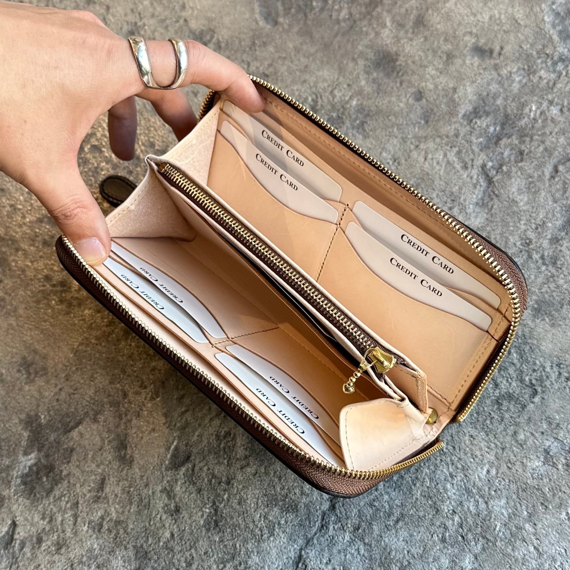 限定商品】ウォレット ラウンドジップ インレイ クロコダイル(ライト