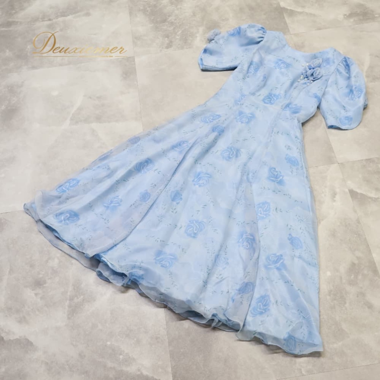 社交ダンス 衣装 ドレス スワンピース ブルー系 花 花柄 青 水色 白 透け感 かわいい 上品 淡い 華やか ダンス衣装 イベント ステージ パーティー おしゃれ フェミニン レディース 練習 レッスン ホワイト系