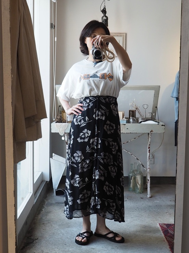 1990’s INDIA Front Button Rayon Skirt