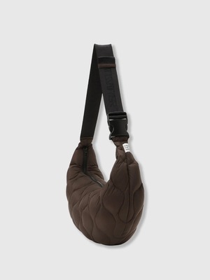 【26AW | WOMEN】THINGS THAT MATTER シングスザットマター / コート / TAION QUILTED CONVERTIBLE MOON BAG　0586TM0628P