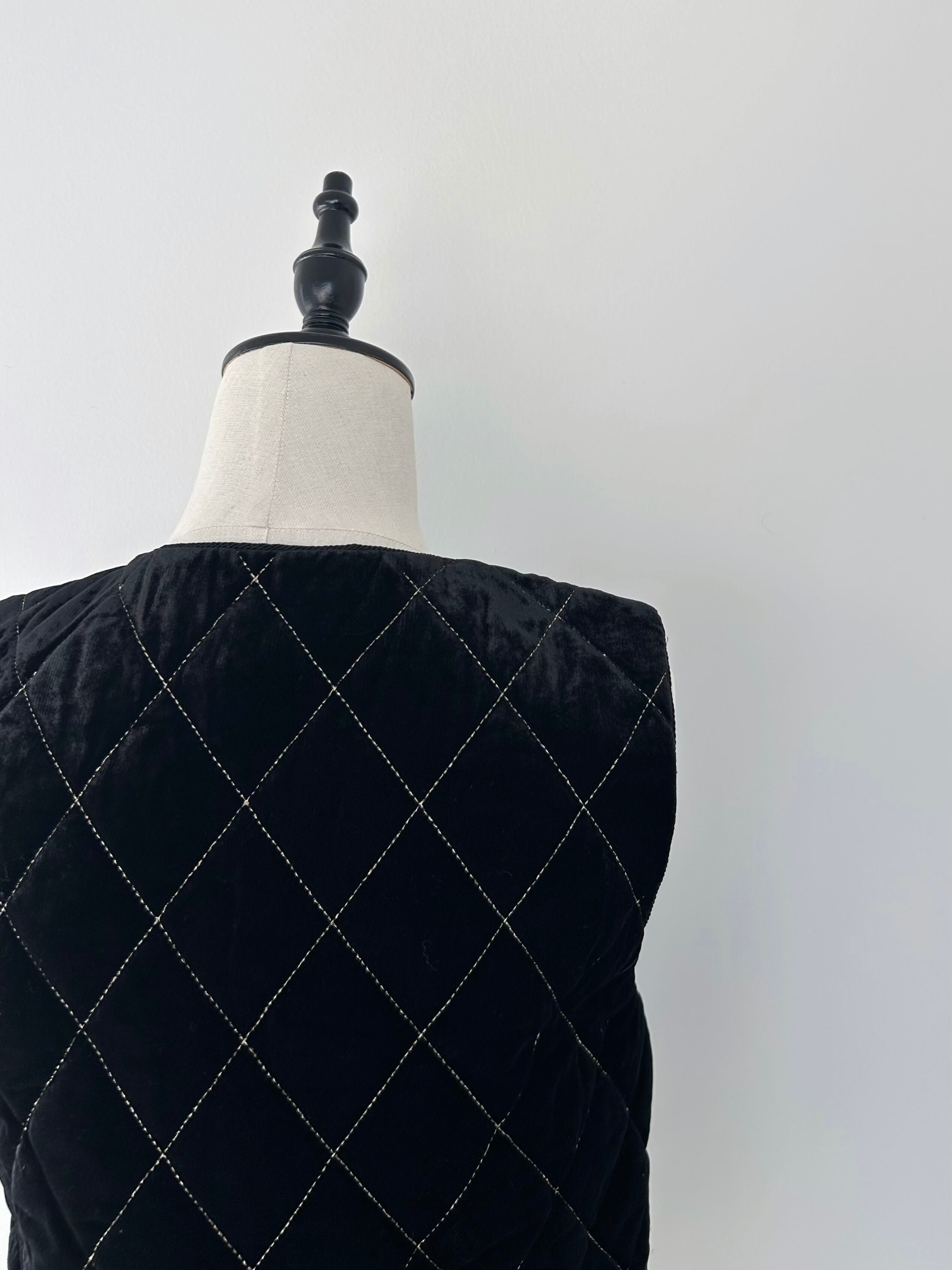 専用　新品Sara Mallika】 ビーズ ベルベット キルティング ベスト 楽天市場】【Sara Mallika】 Parveen Beads Emb Gilet サラマリカ