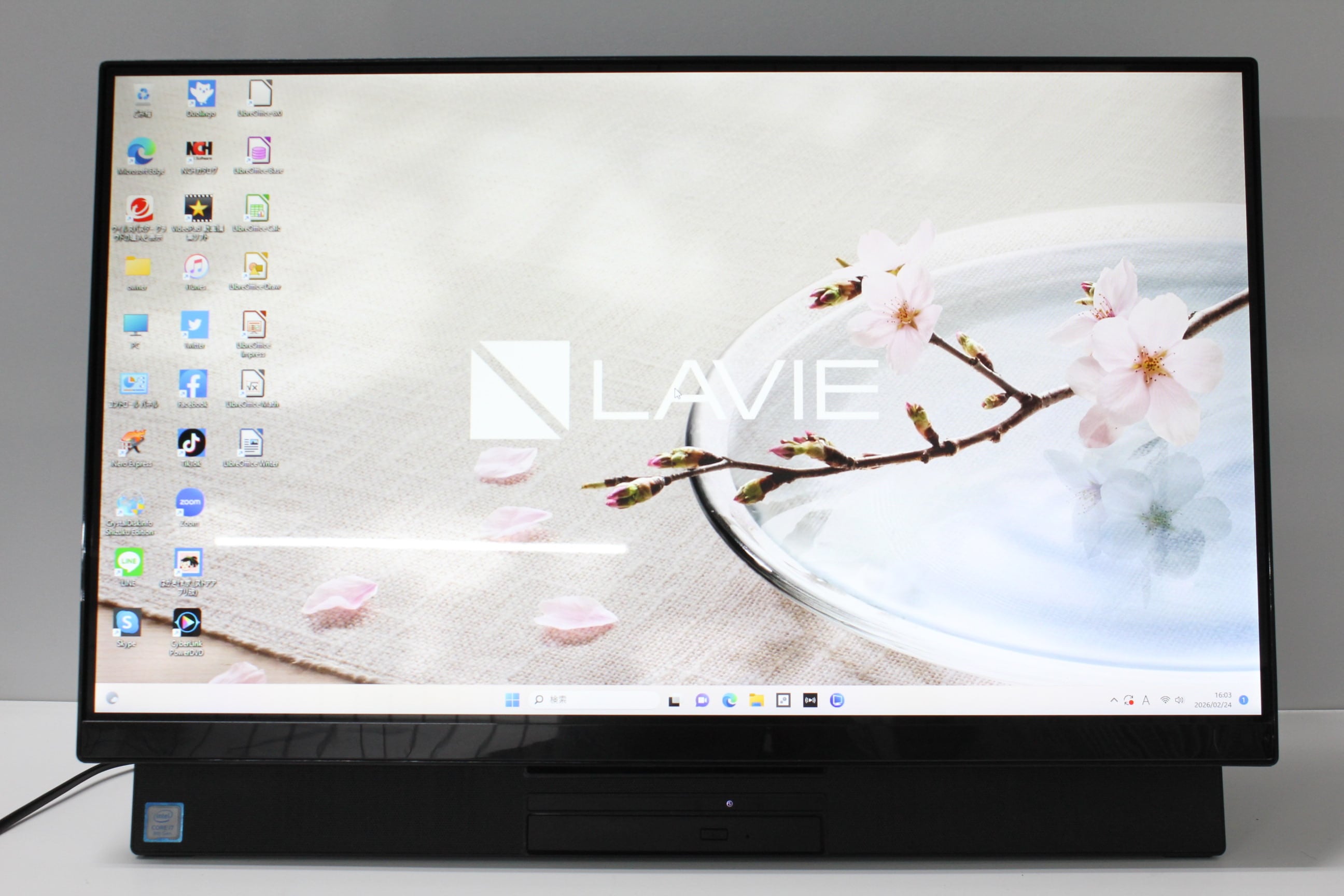 中古一体型パソコン NEC DA770/H Windows11+office core i7-7500U/爆速 