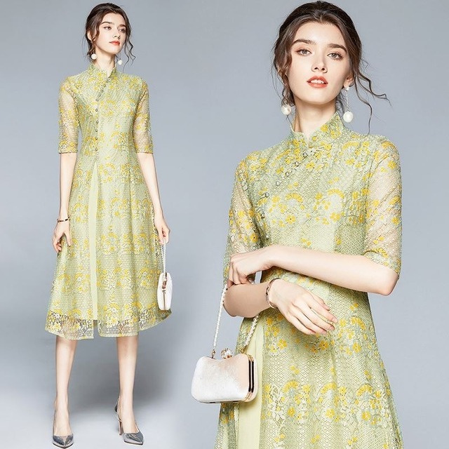 岩田絵里奈アナ 小島瑠璃子さんご着用 送料無料 D280 スタンドカラー ハーフ袖 レース ワンピース ライトグリーン ワンピ 黄緑 グリーン ドレス 総レース サイドボタン 斜めボタン 膝丈 膝下 袖あり 結婚式 パーティー フレア お呼ばれ インポートワンピース