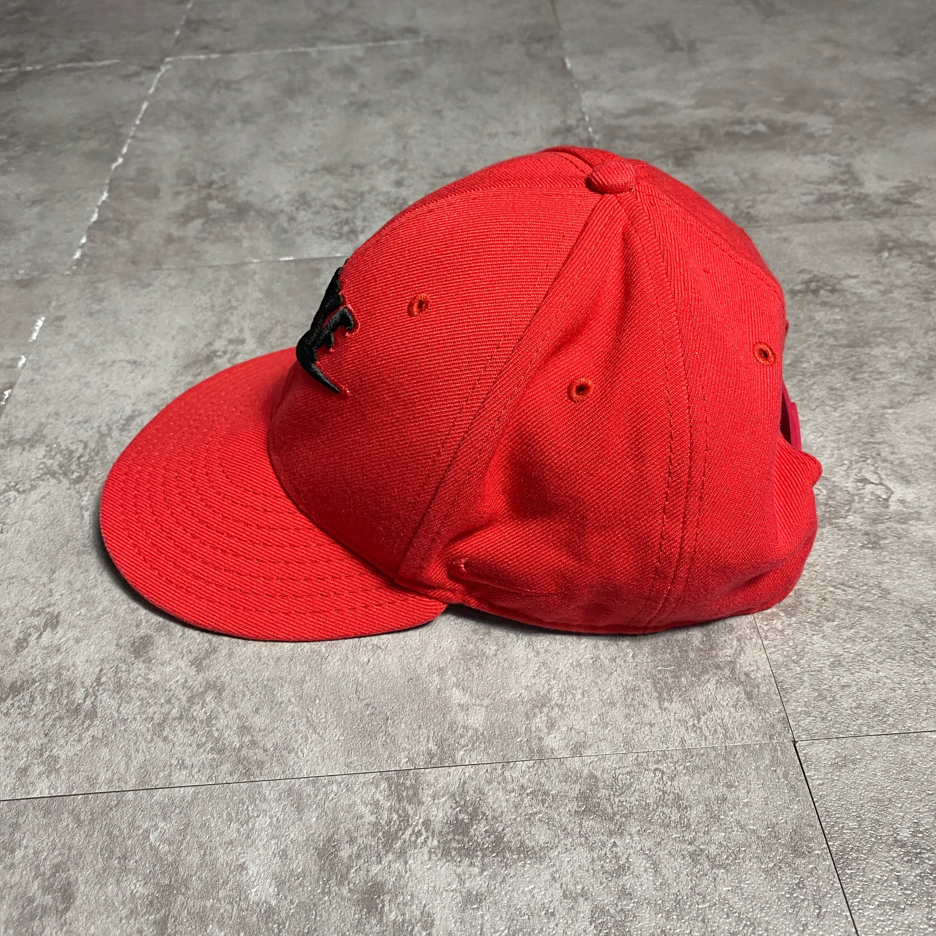 NIKE ナイキ スウォッシュ 刺繍ロゴ レッド 赤 スナップバック