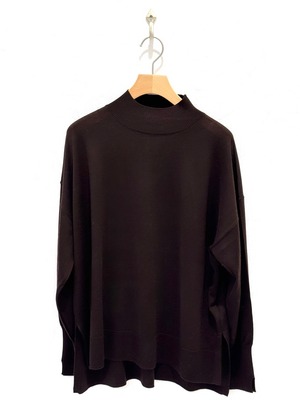 ハイネックハイゲージニット