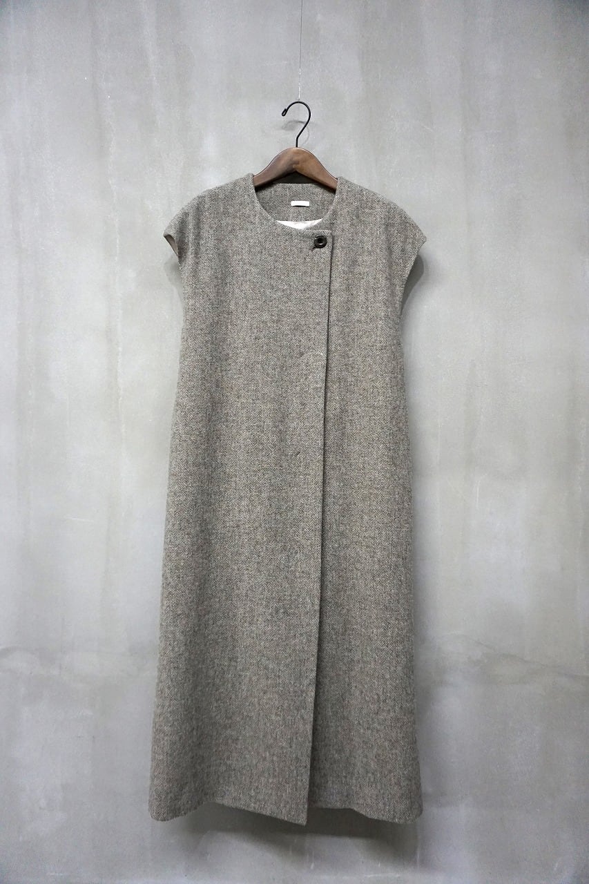 British Herringbone Sleeveless Coat