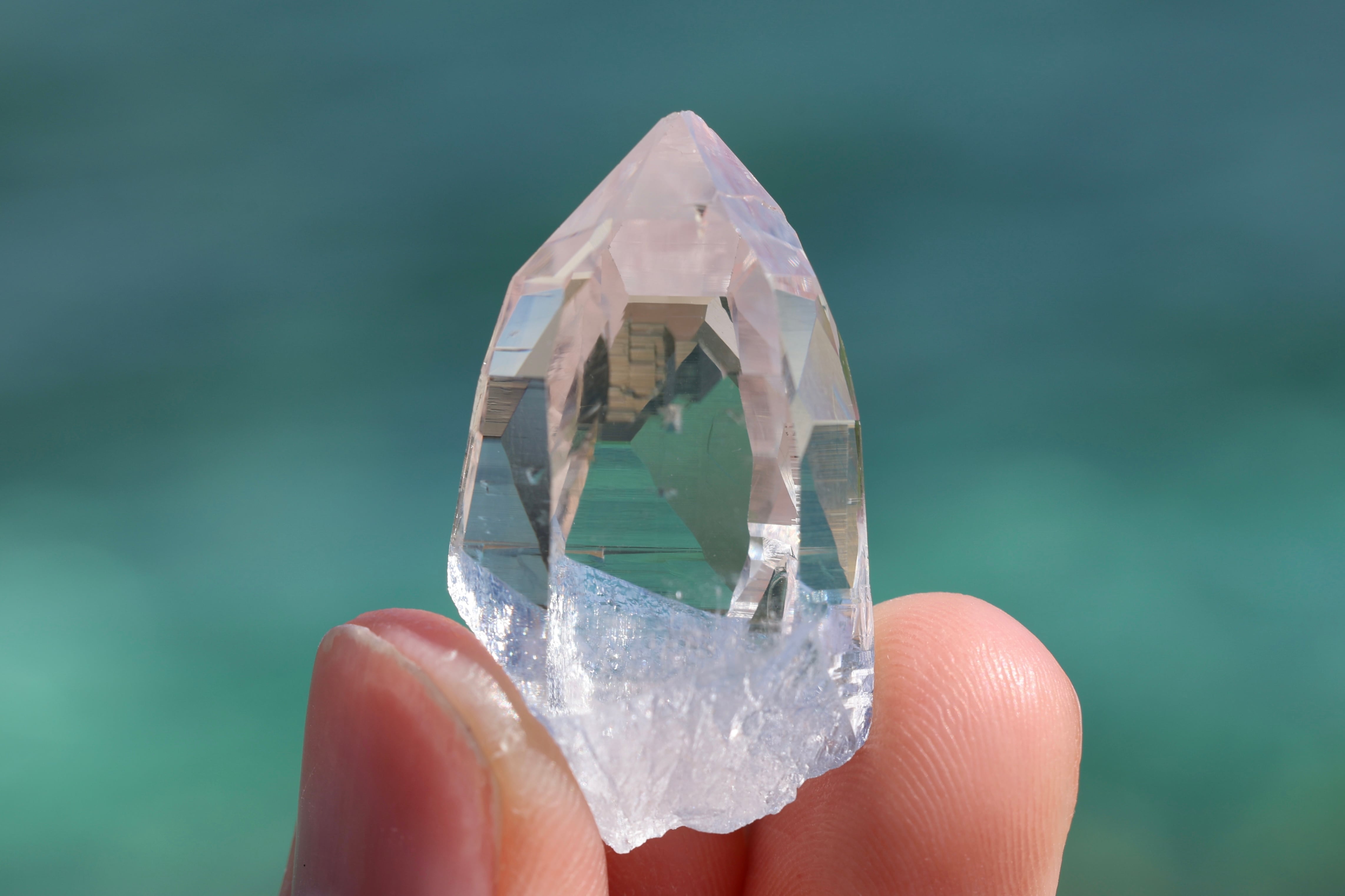 ヒマラヤ水晶 ガネーシュヒマール産
