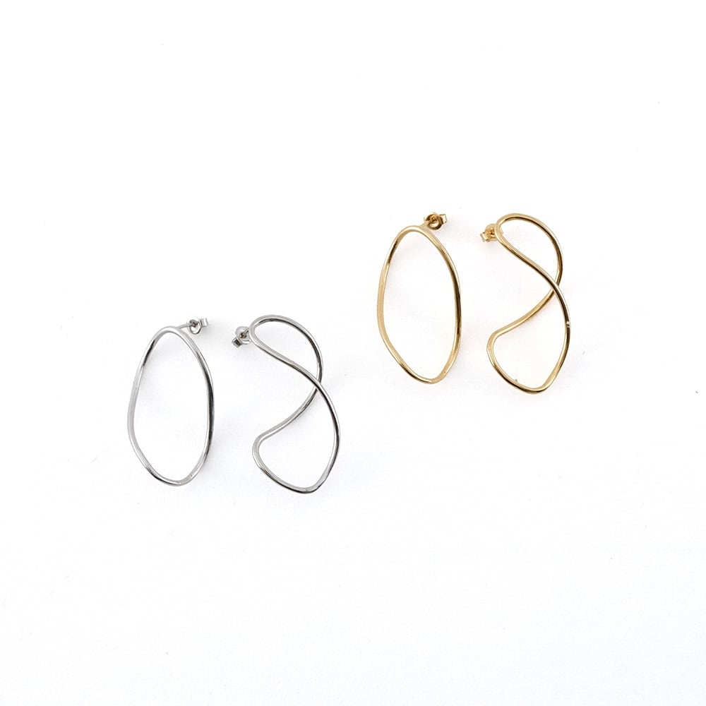 shesay アシンメトリーピアス | Zakka so-la