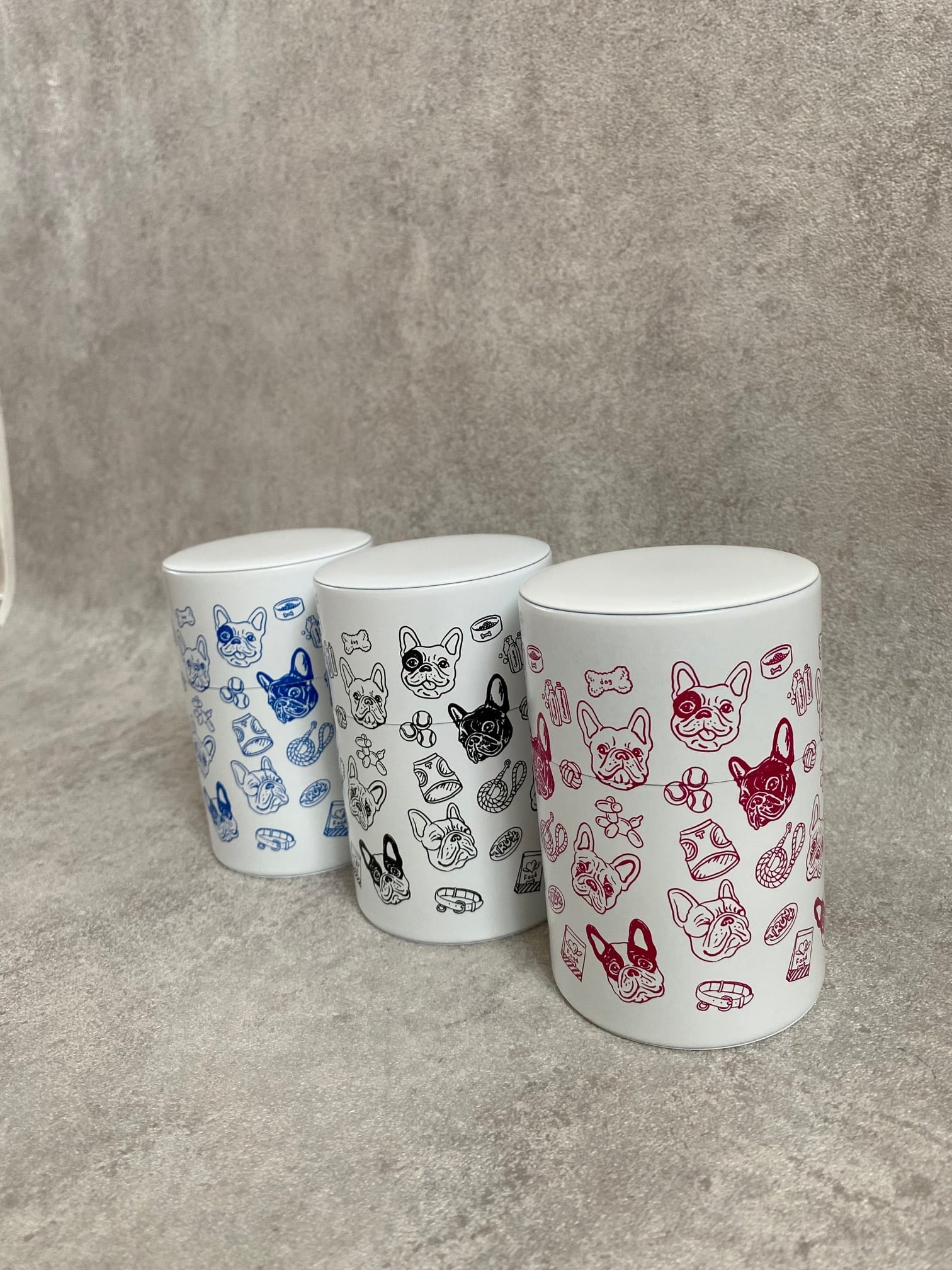 new TRUNK缶